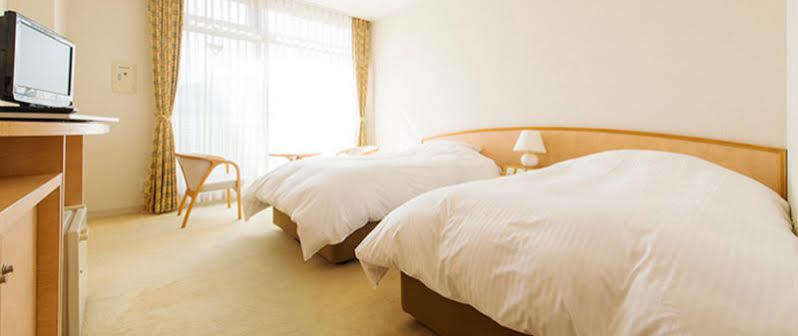 Hotel Takachiho Exteriör bild